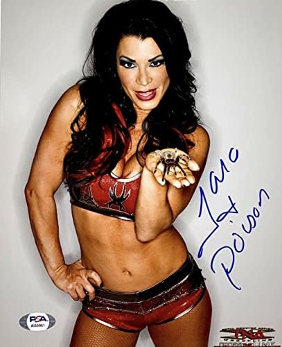 Tara aka Victoria TNA WWE Diva Impact İmzalı 8x10 Fotoğraf PSA AI55961 - İmzalı Futbol Fotoğrafları